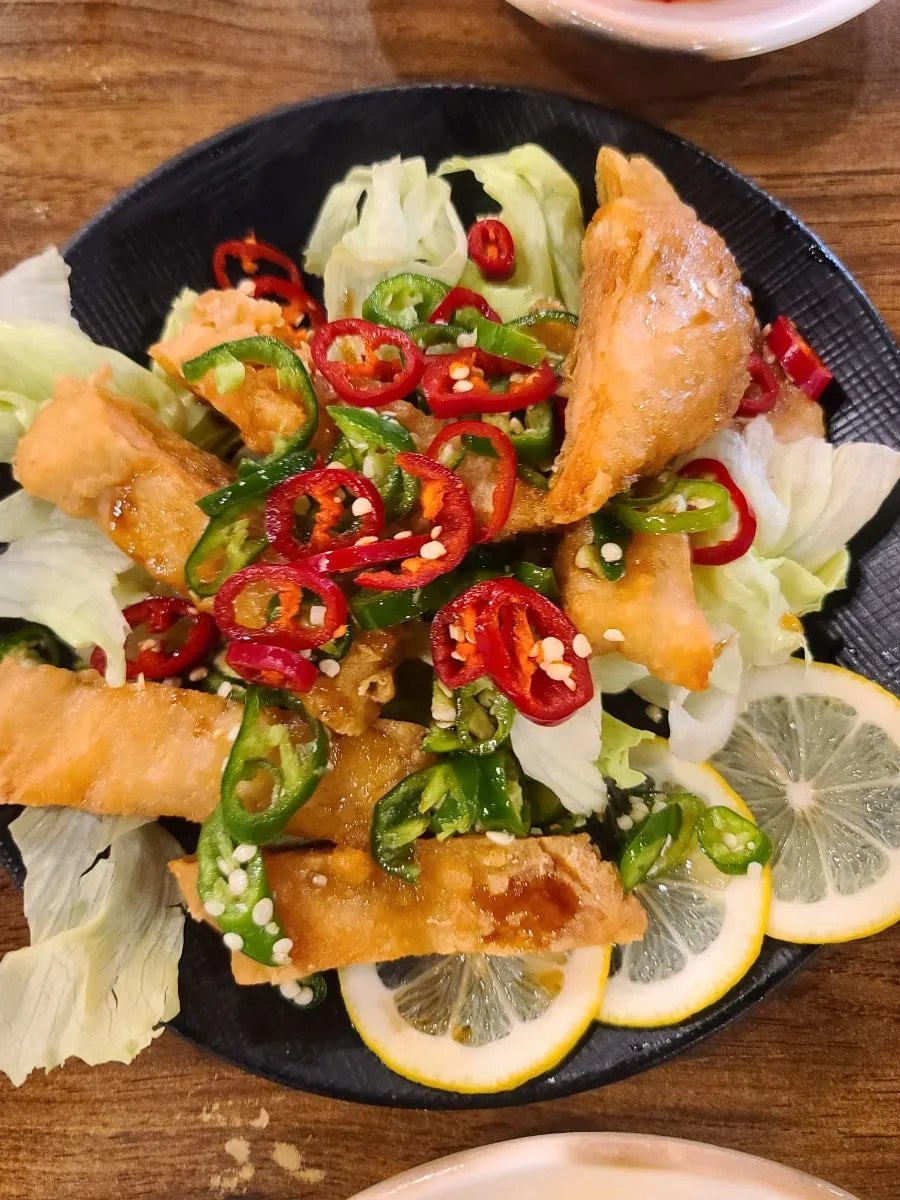List of dishes on the Dami Sik menu