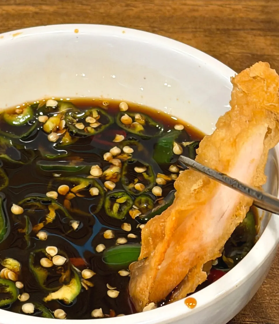 Yuringi, crisp outside and moist inside