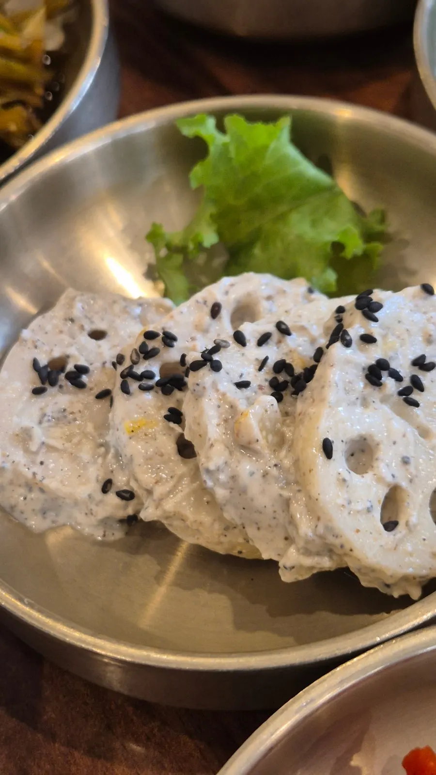 한정식 상차림의 반찬