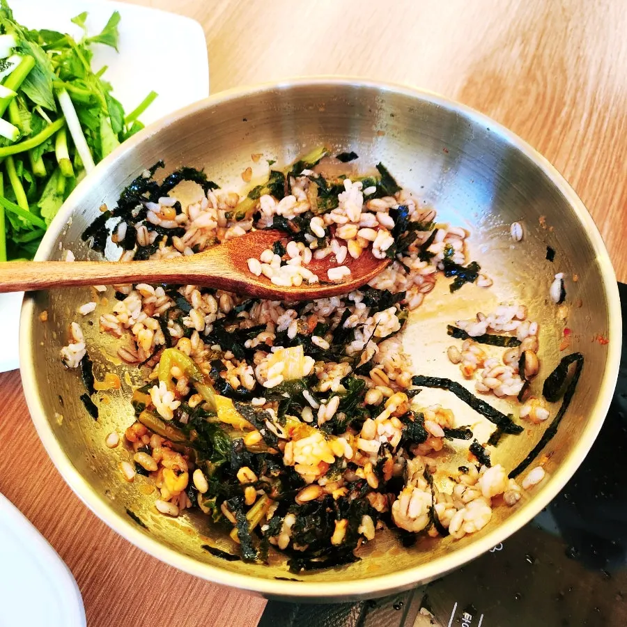Bassak bulgogi, limited to 30 servings a day