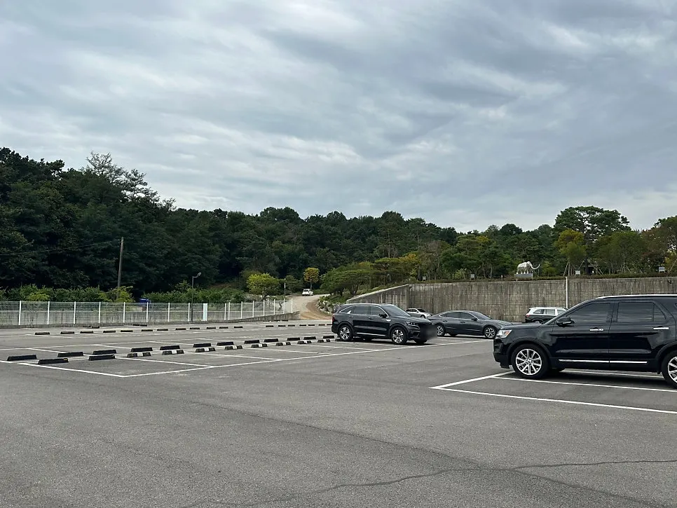 View of the entrance of Dongchundang in Osan Dugok-dong