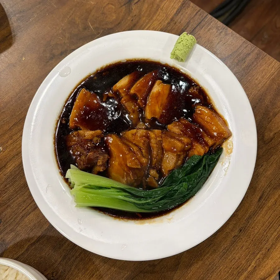 Close-up of squid in the stone jjajang