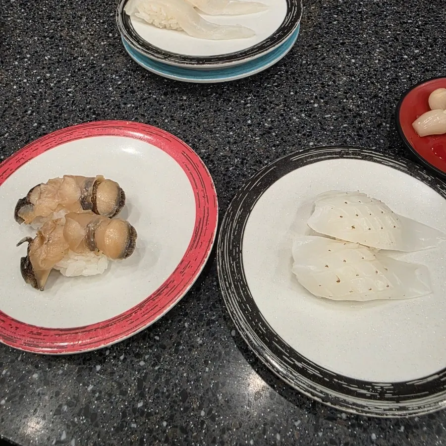 Crunchy conch sushi
