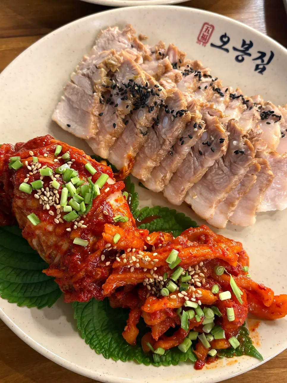 Vertical shot of the nakji obongjip special at Obongjip Samseong Branch