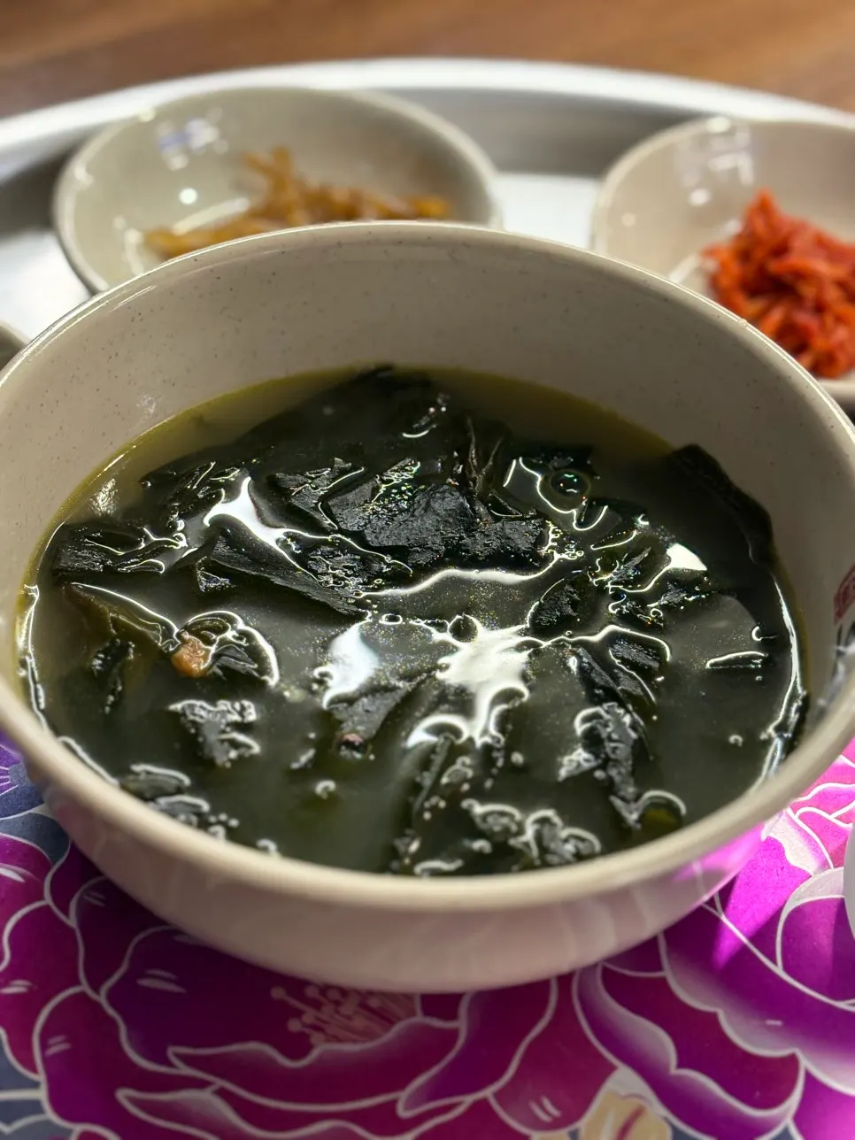 Basic banchan side dish spread at Obongjip Samseong Branch