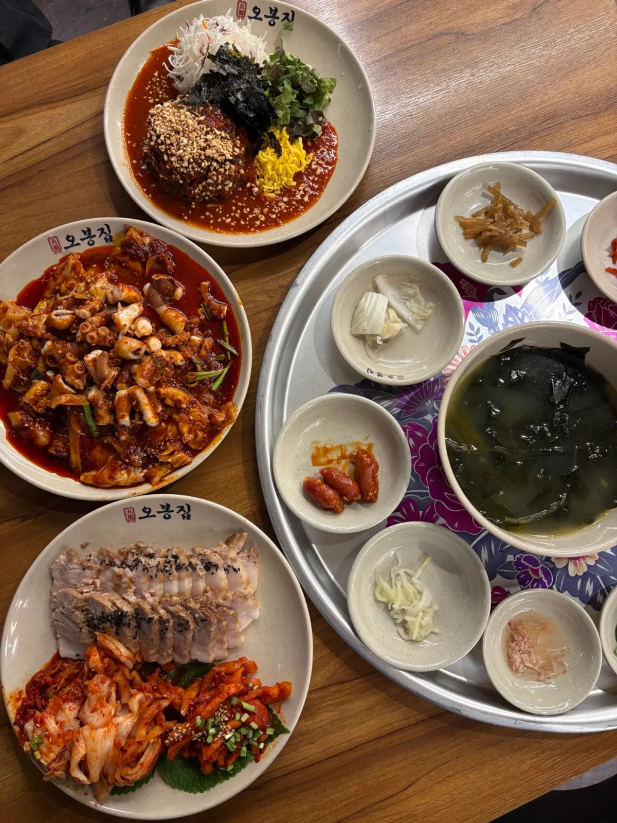 Full nakji obongjip special spread laid out