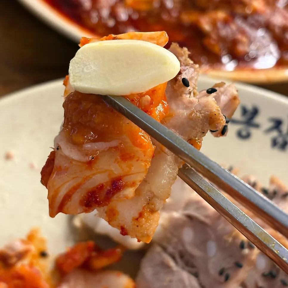 Close-up of the bossam at Obongjip Samseong Branch