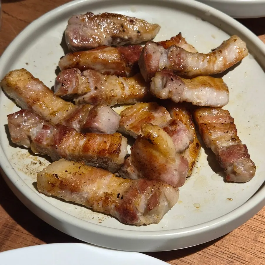 オソンの焼肉店Dot Osongを訪れた最初の写真