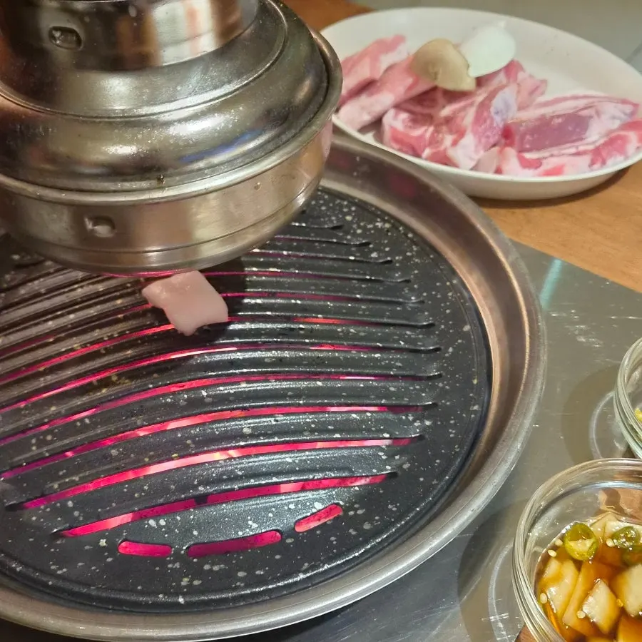 Dot Osongで注文したサムギョプサル・モクサル・ハンジョンサルの生肉
