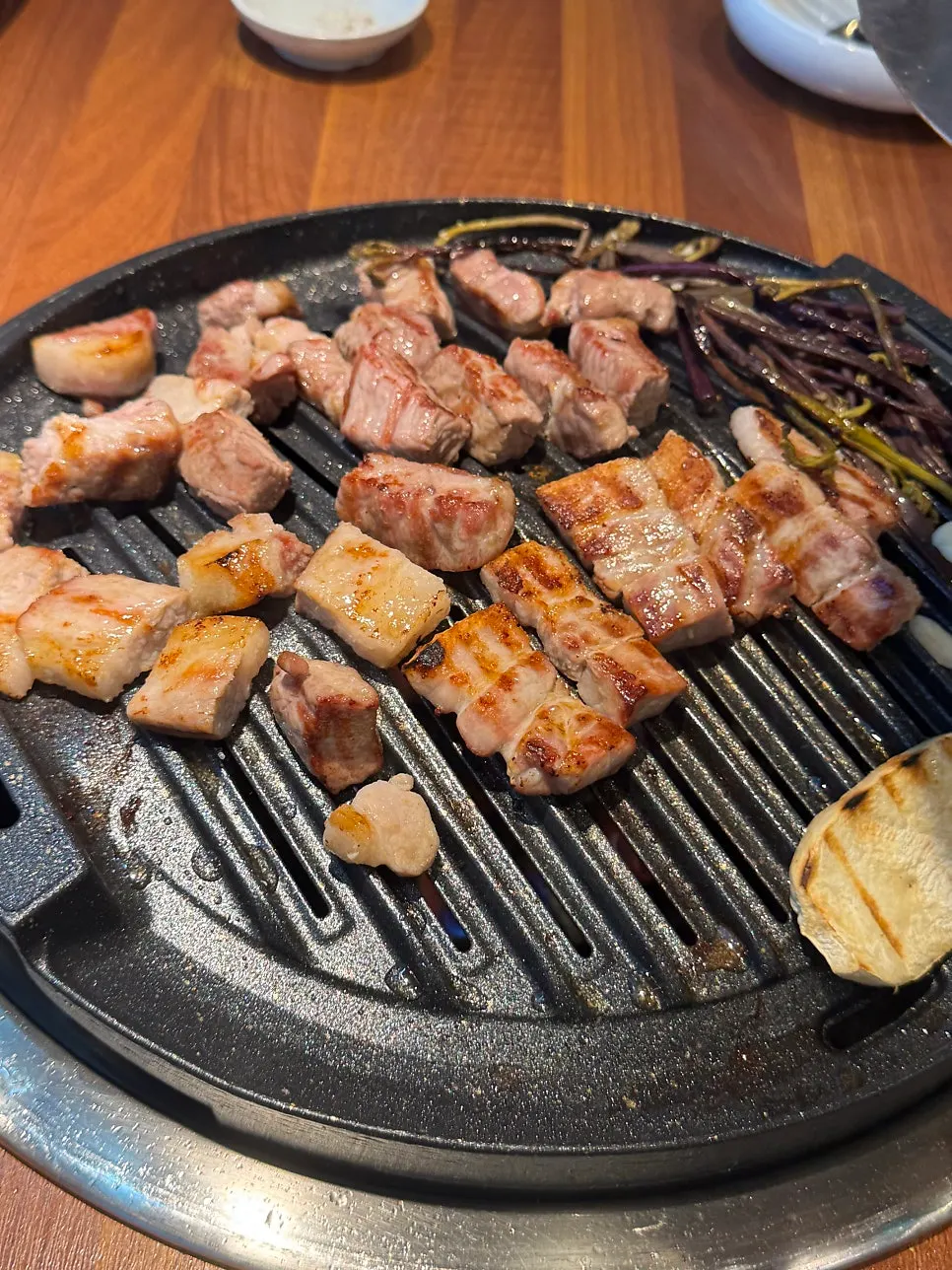 Pork and accompaniments on the grill