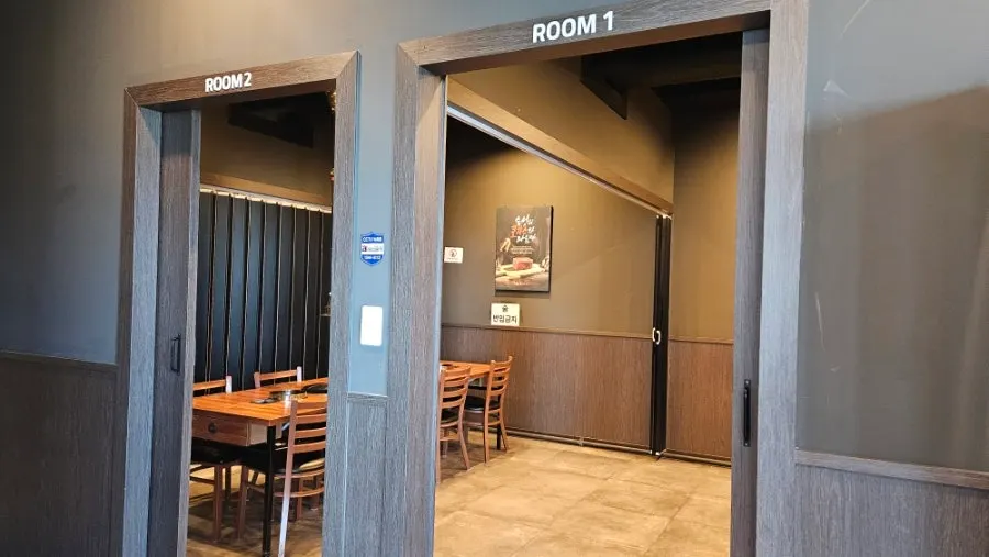 Window seats divided by partitions