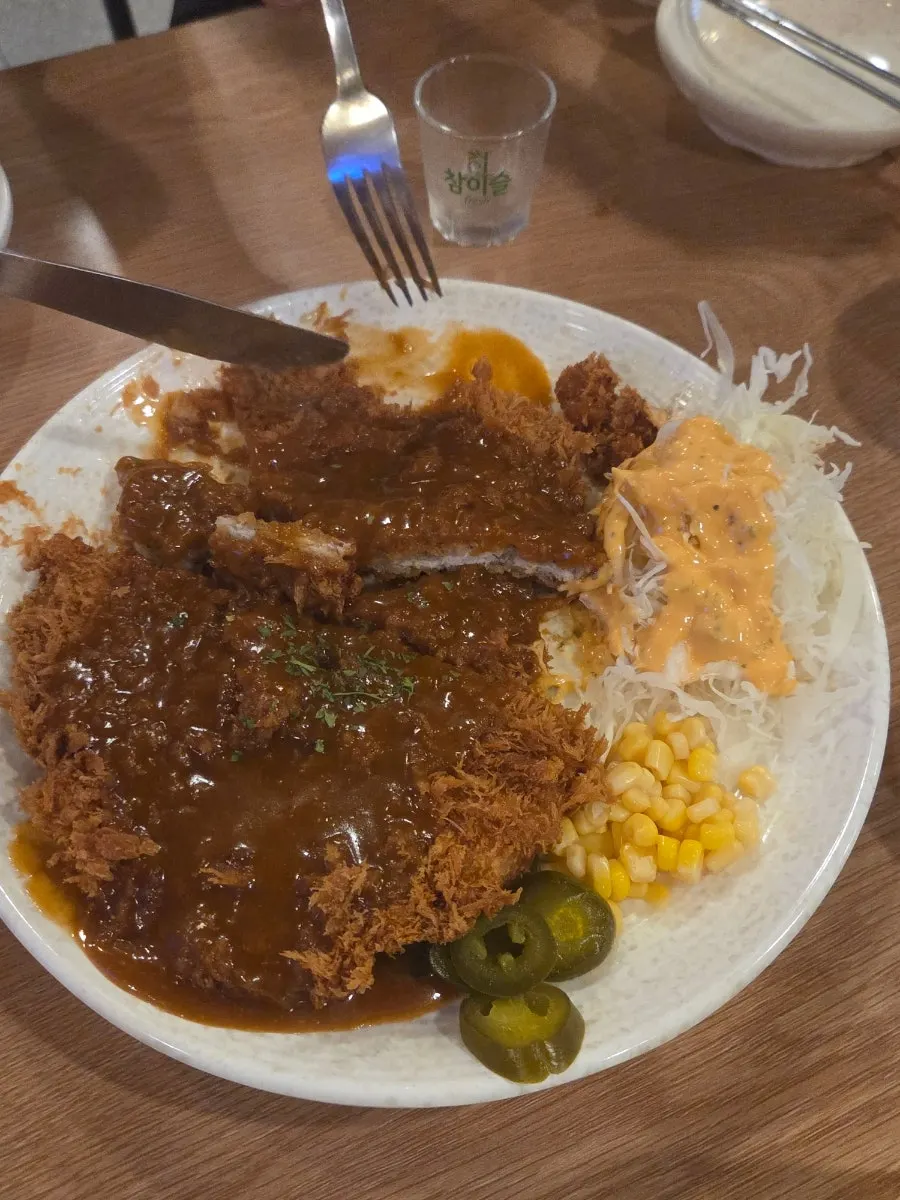 고기가 넉넉한 돼지두루치기 클로즈업
