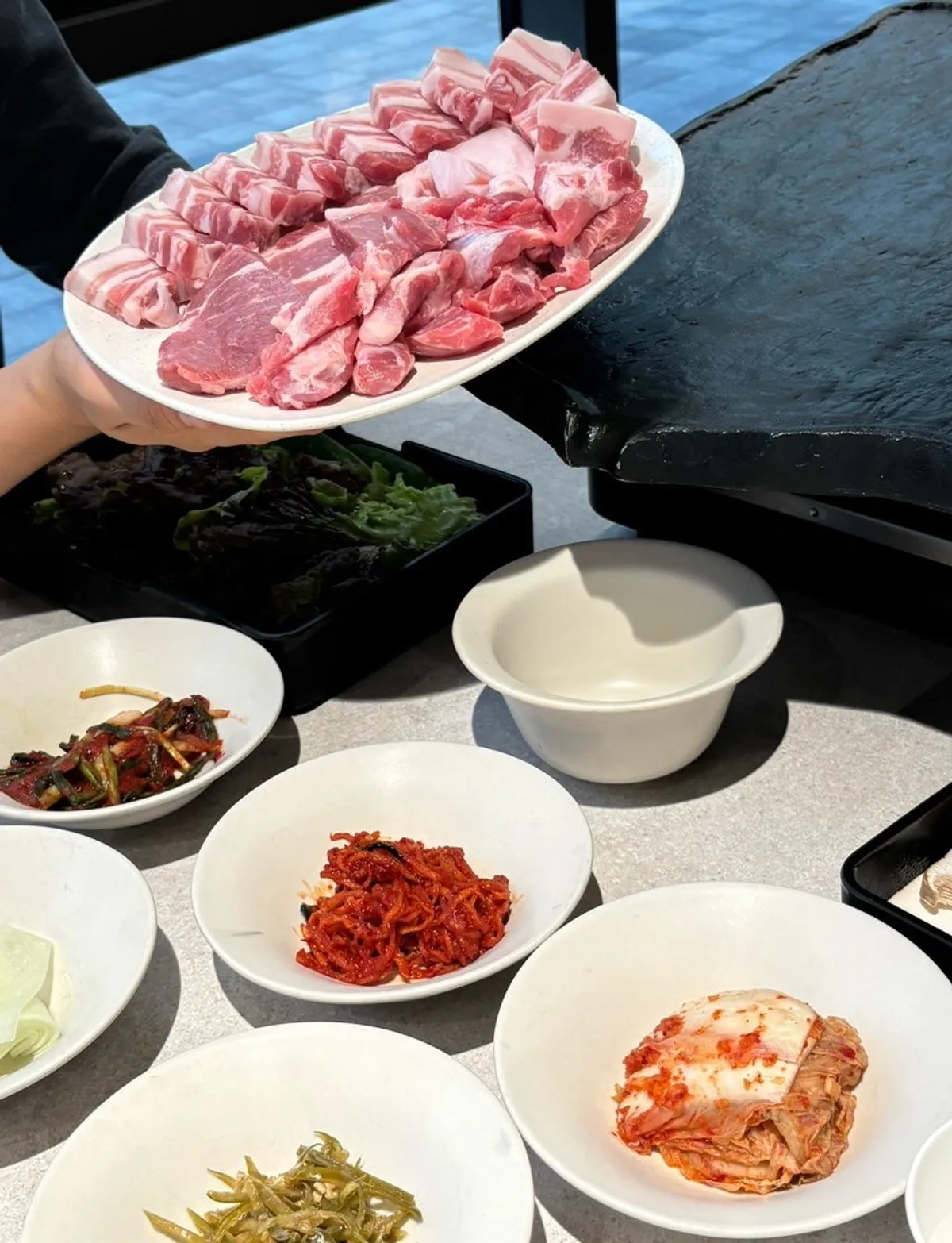 Plate of raw meat from the Risan combo
