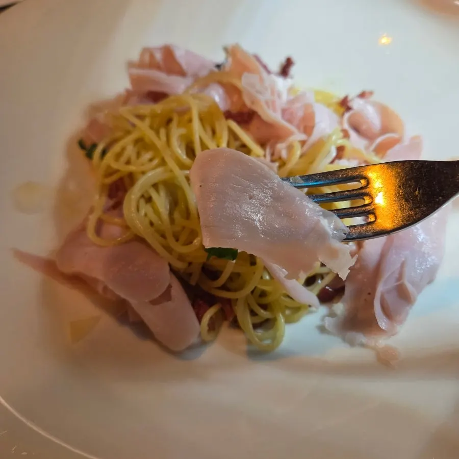 Pasta with tender prosciutto cotto