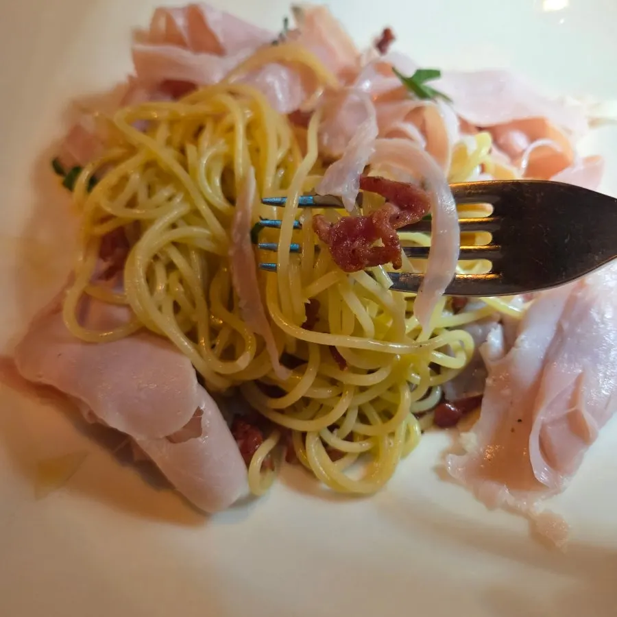Prosciutto cotto pasta for a date meal