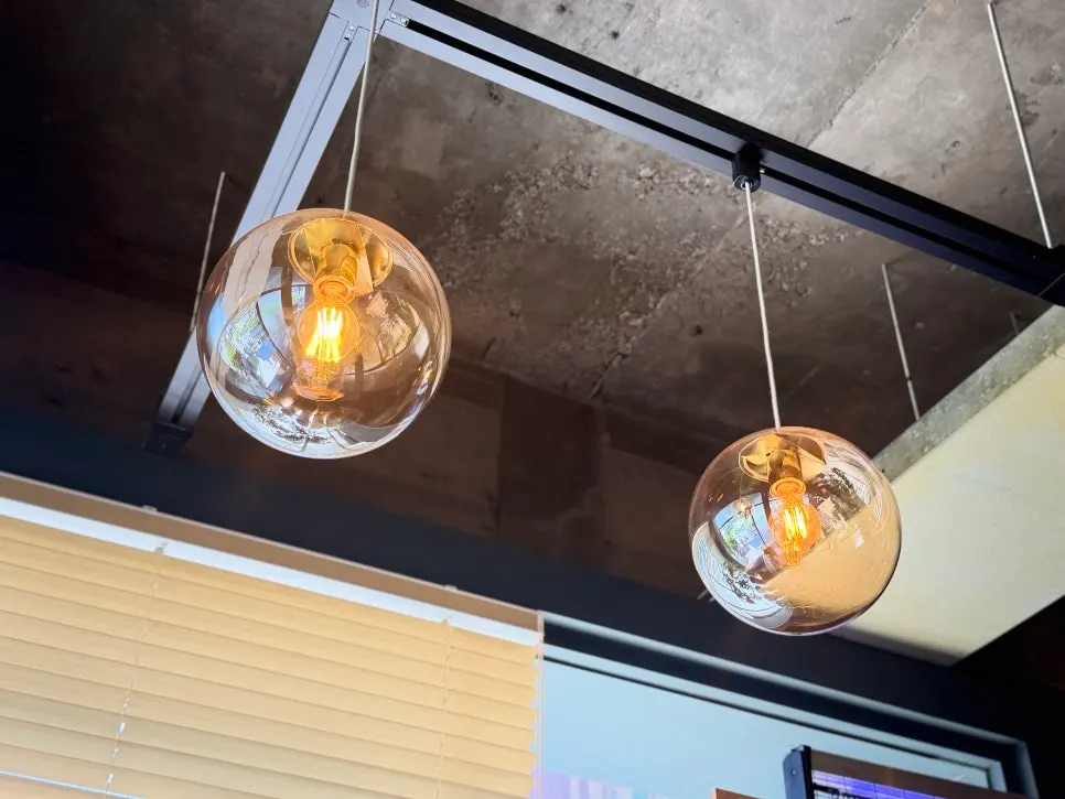 Osteria Hyeon terrace and dining area