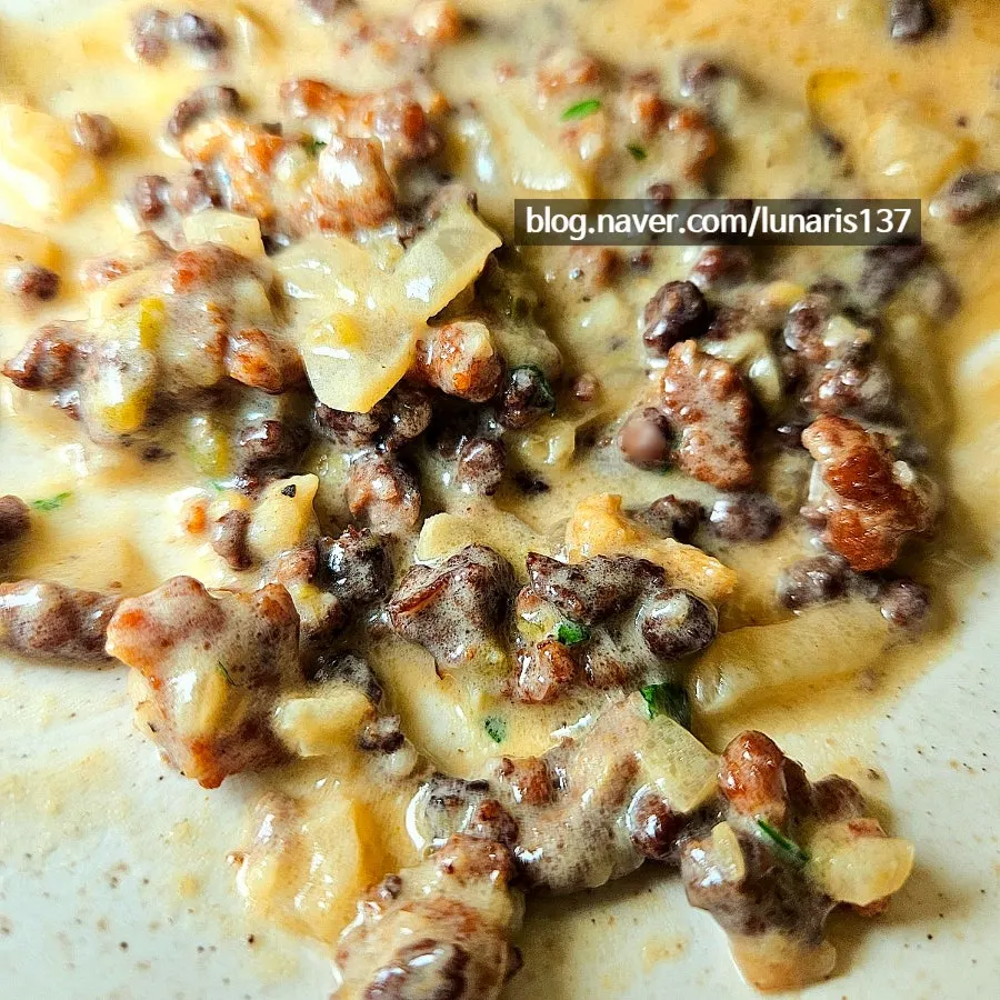 Ragu bianco with visible minced meat