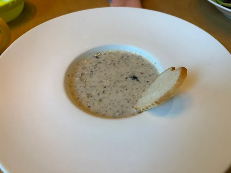 Garden salad split into two separate plates