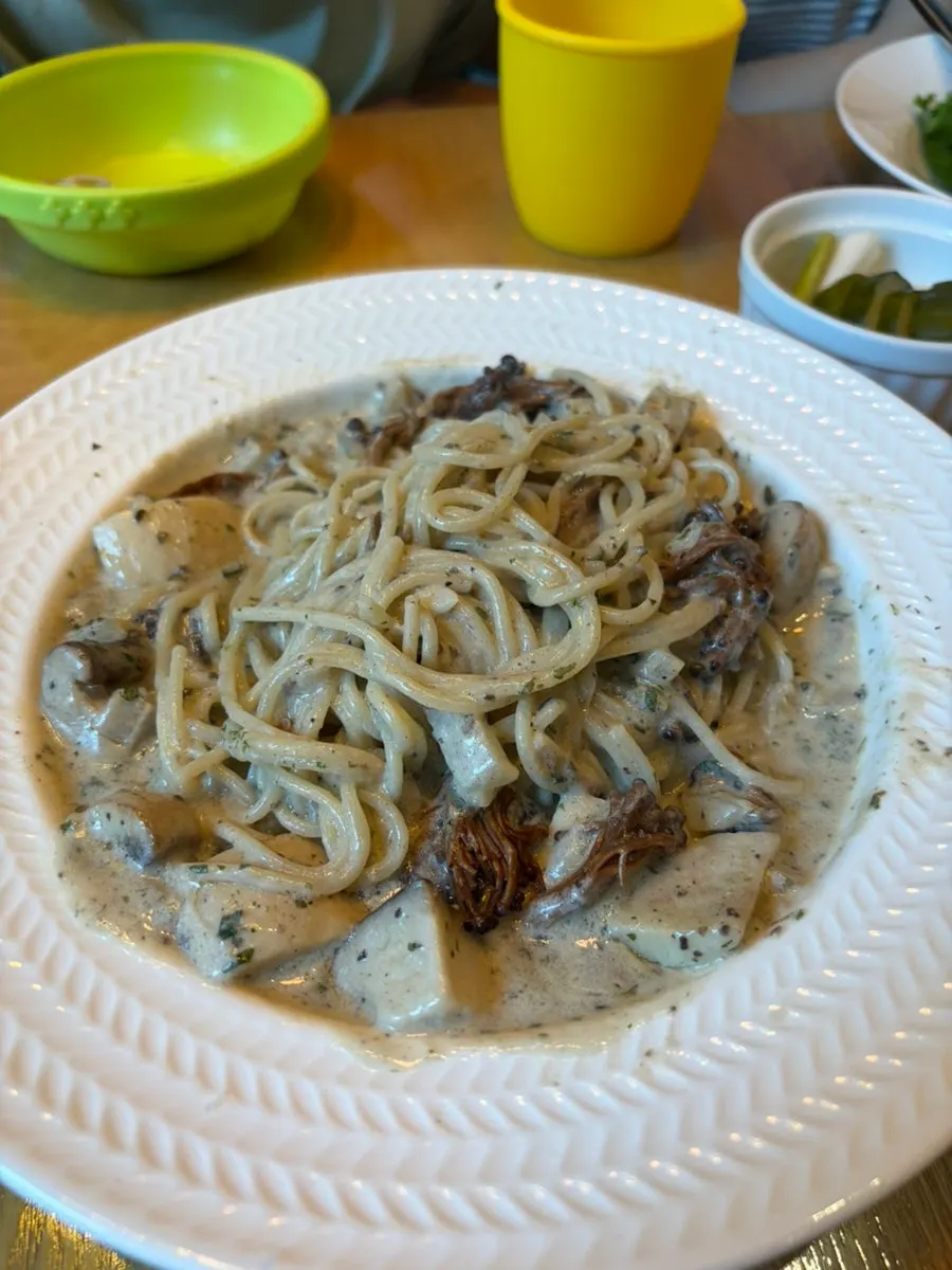 Mushroom cream pasta packed with mushrooms