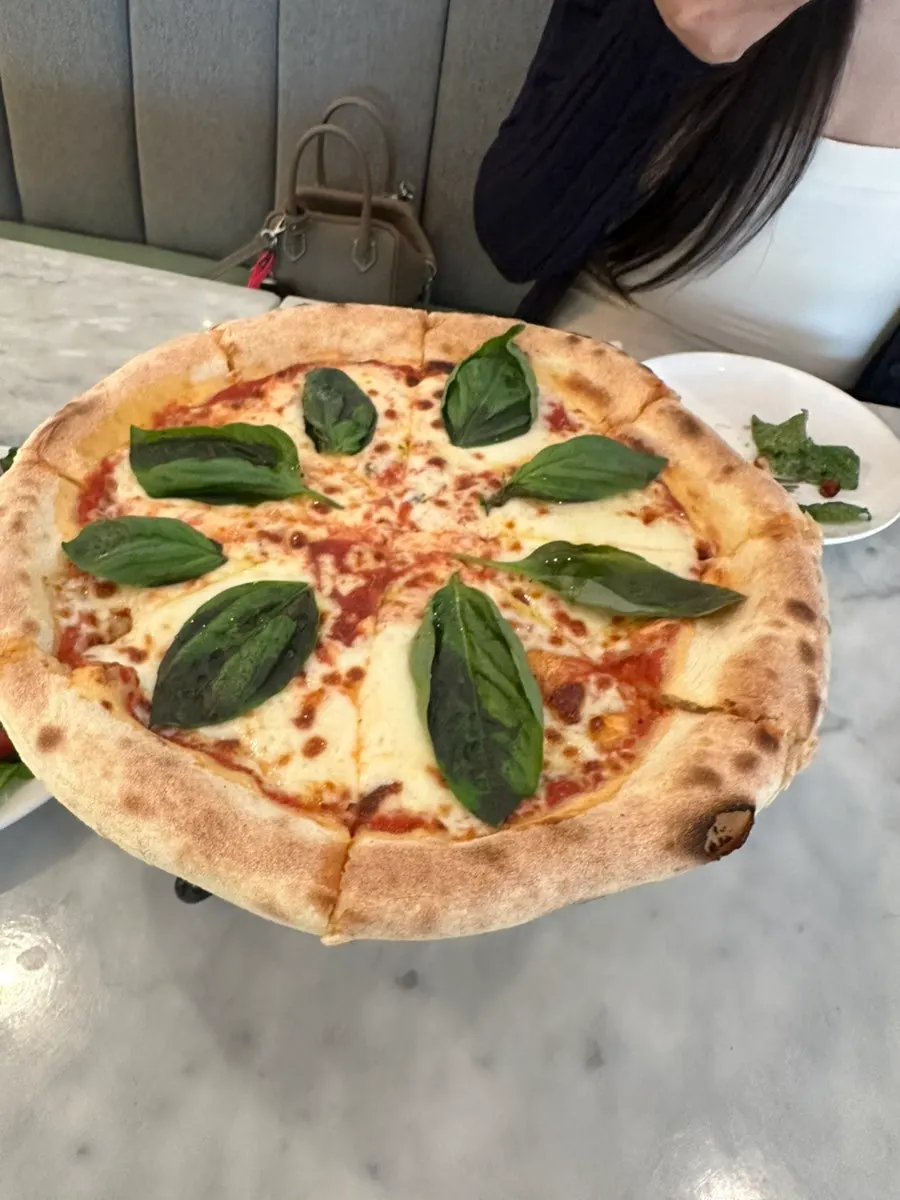 Margherita pizza at Osteria Ottivo