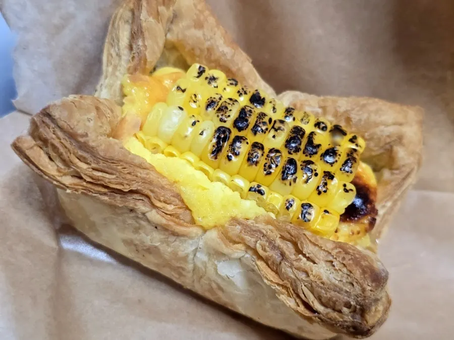 Sweet corn egg tart