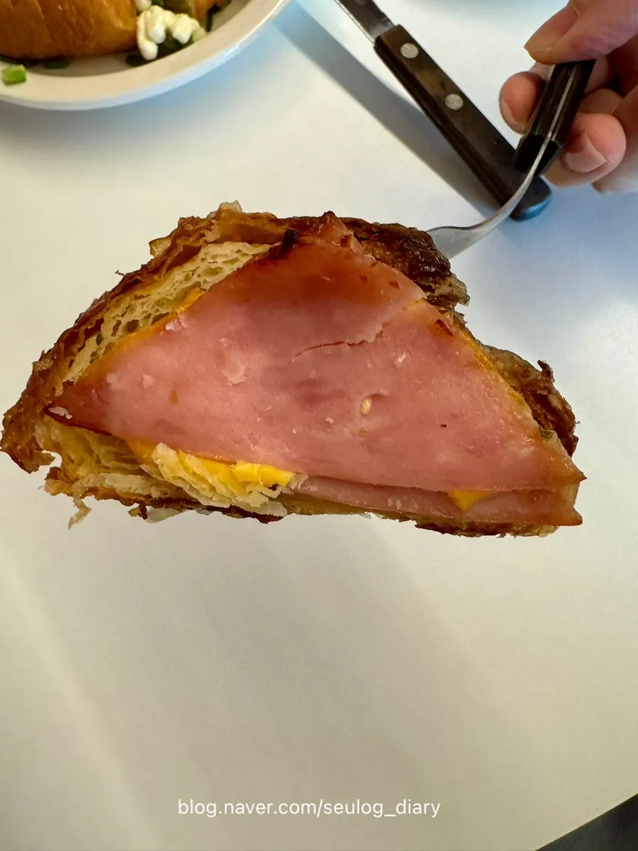 Ham, cheese, and garlic croissant