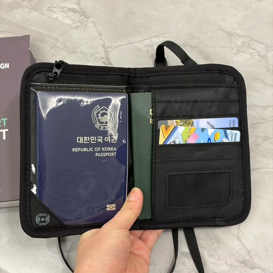 Packly passport case opened and closed with an elastic cord