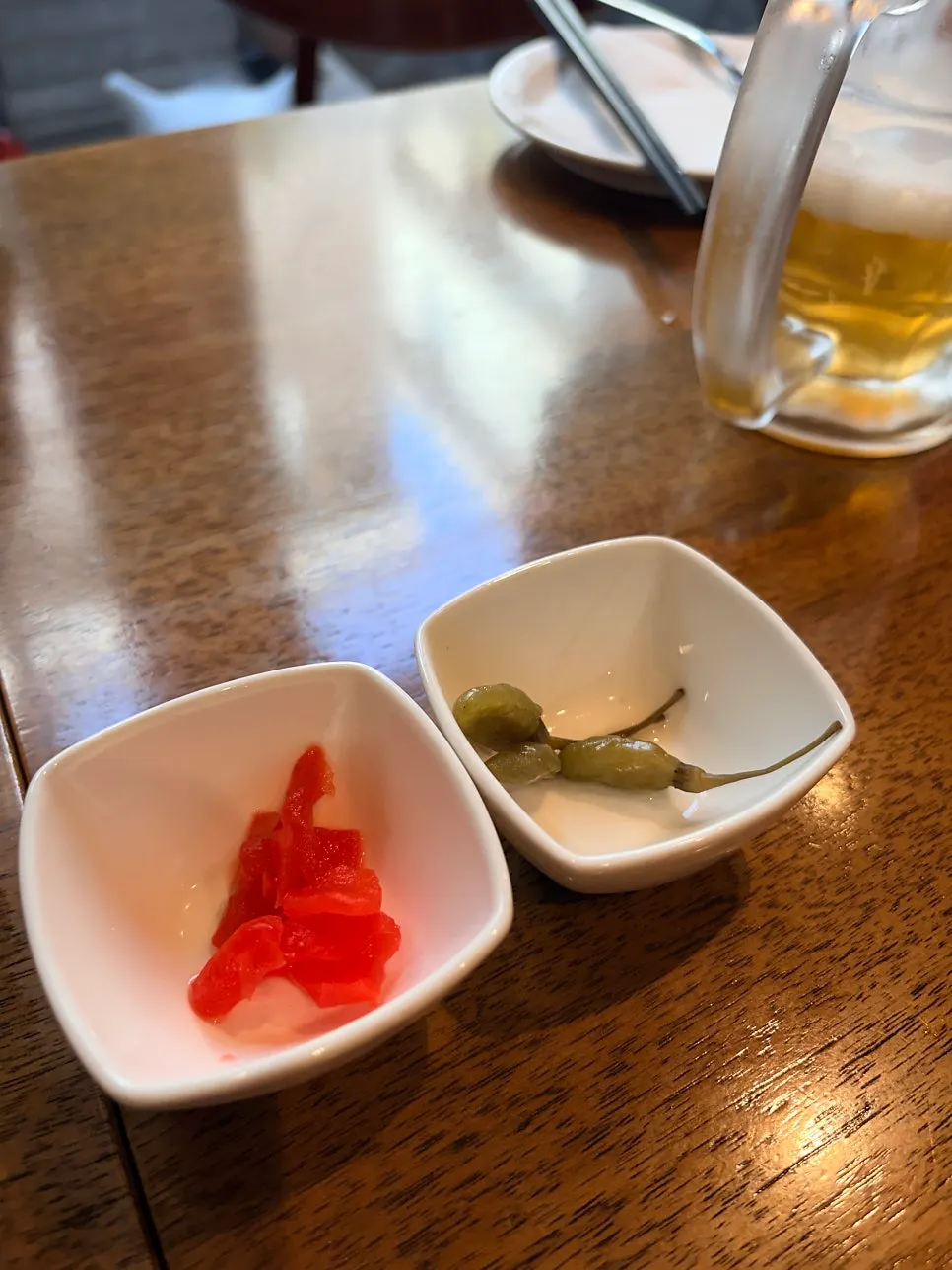 아사히 맥주와 칠링된 잔