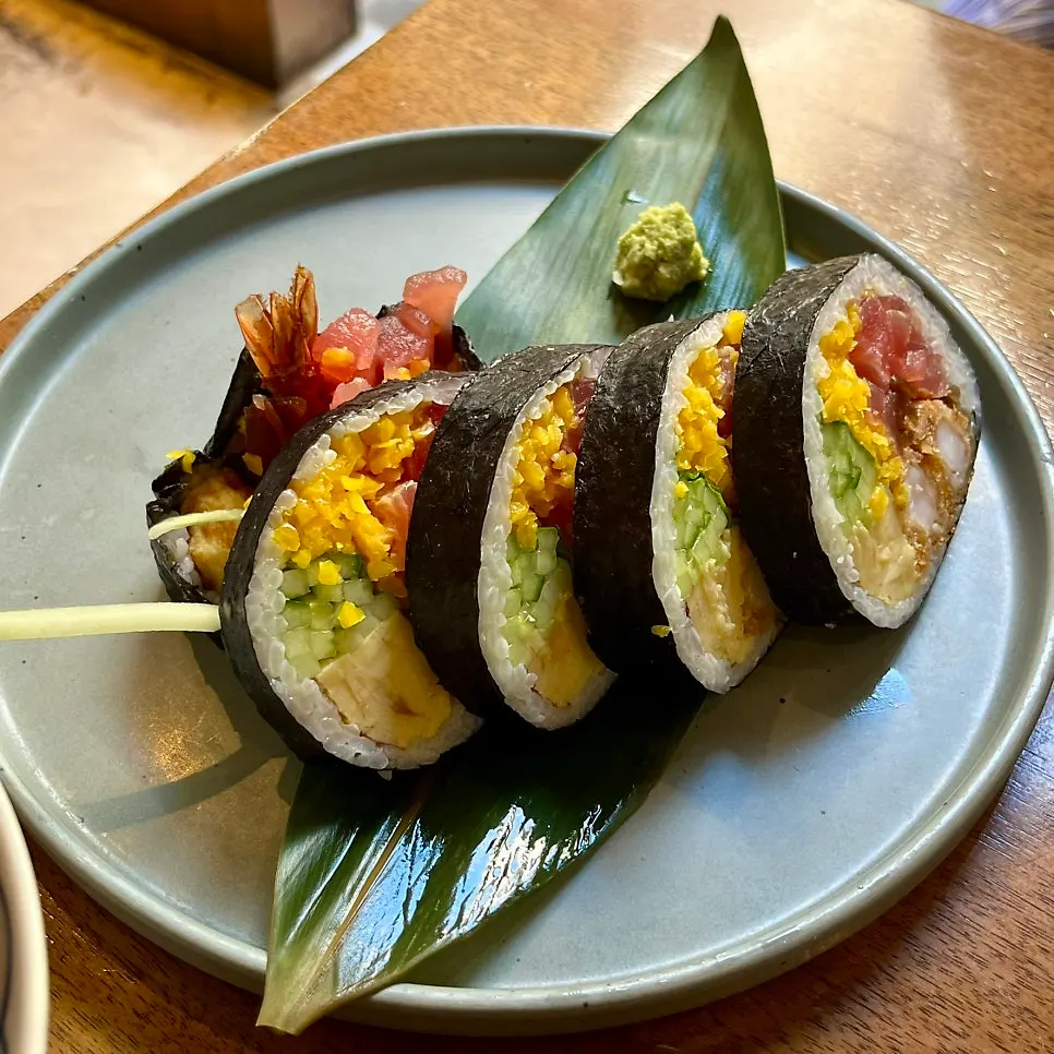 Padong's signature futomaki, served as 5 pieces