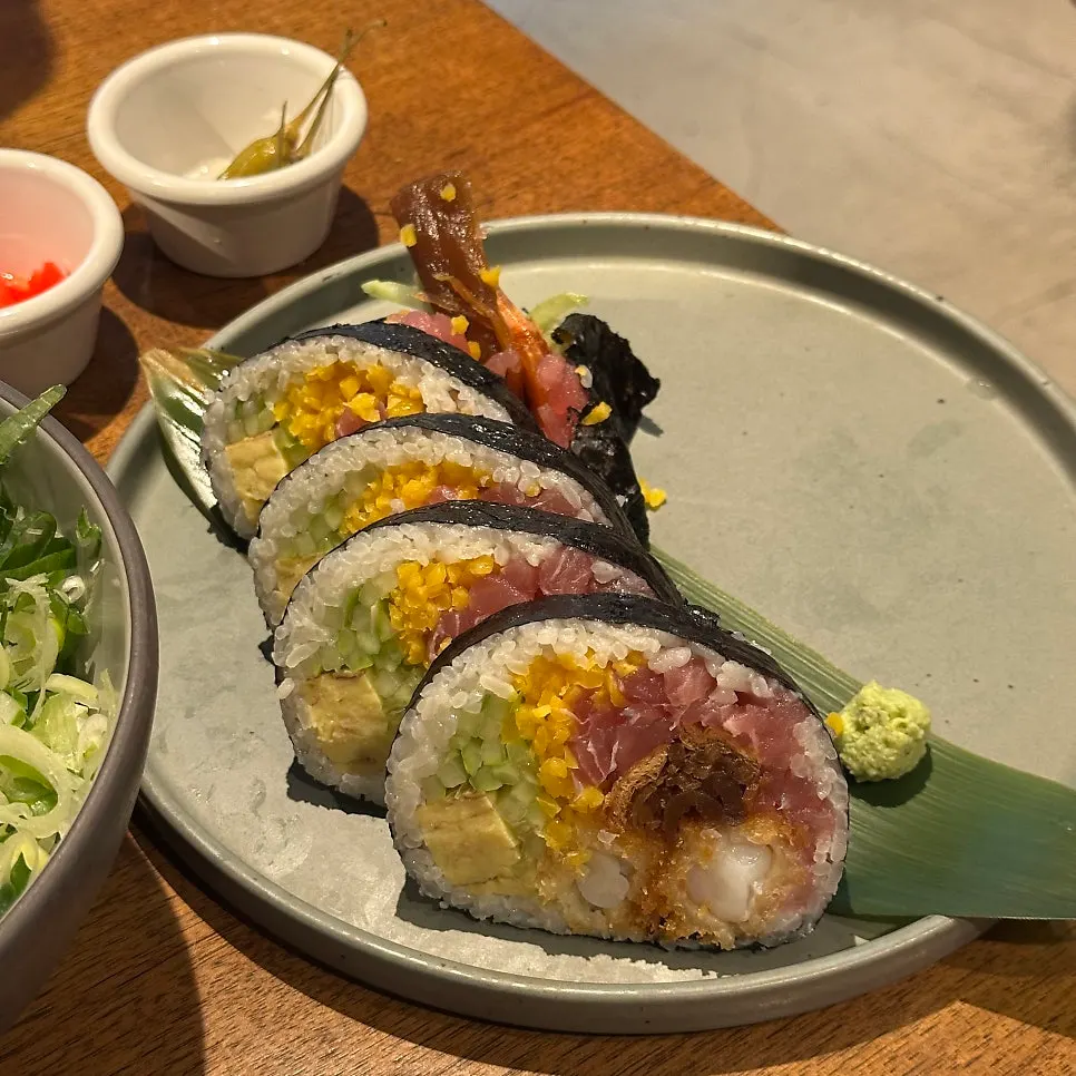 Padong's mazesoba piled high with meat and scallion