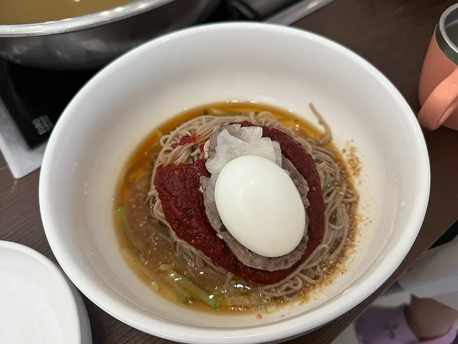 소스에 찍어 먹는 목이버섯
