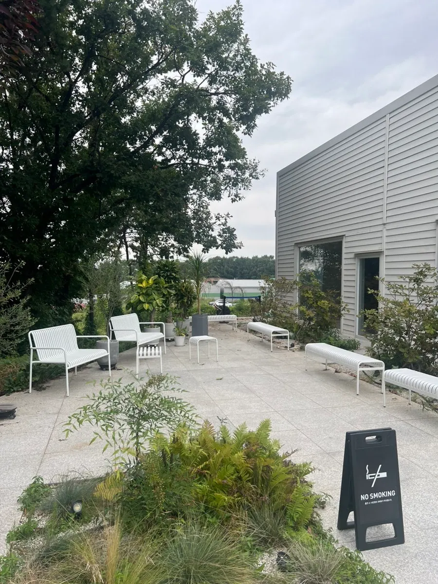 Terrace waiting area beside the building