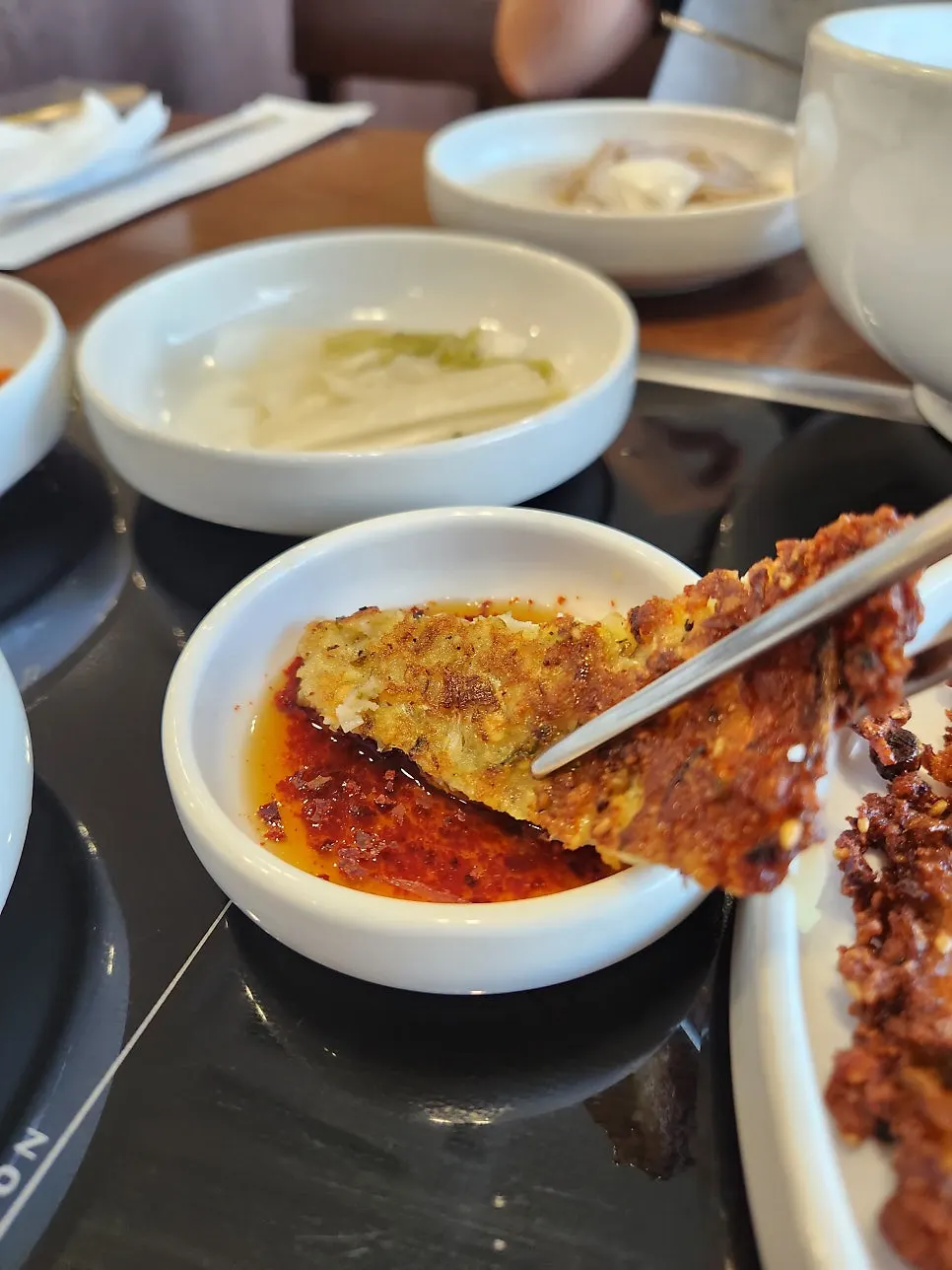 순메밀면을 쓴 평양 물막국수