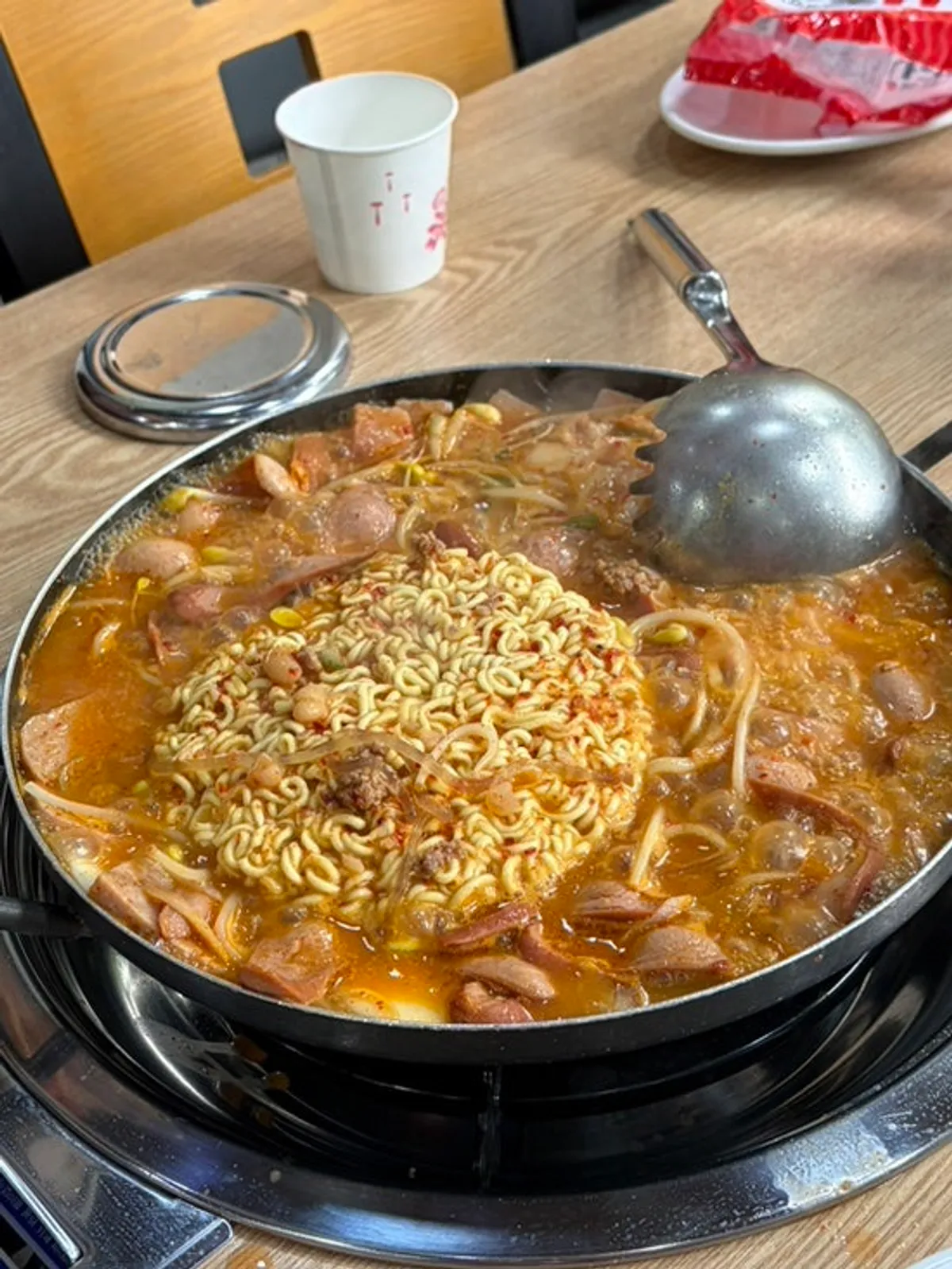 Assorted-add-in budae jjigae with ham and sausages