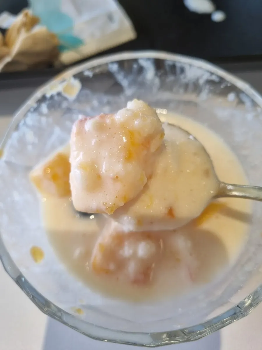 Eating the peach snow bingsu at Fruit Forest