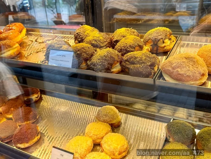 Close-up of the Heuksadang donut showcase