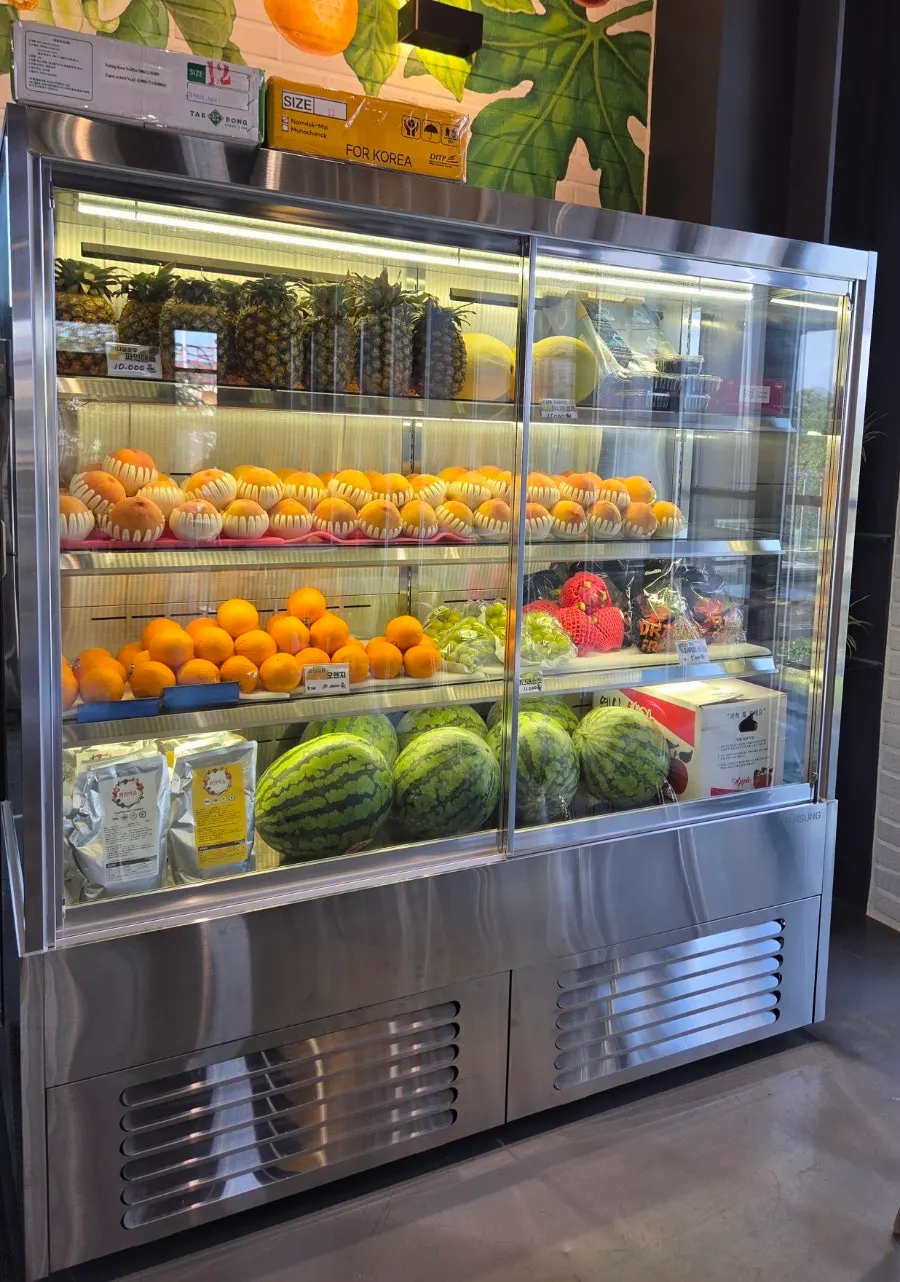 Mango display shelf inside Fruit Forest