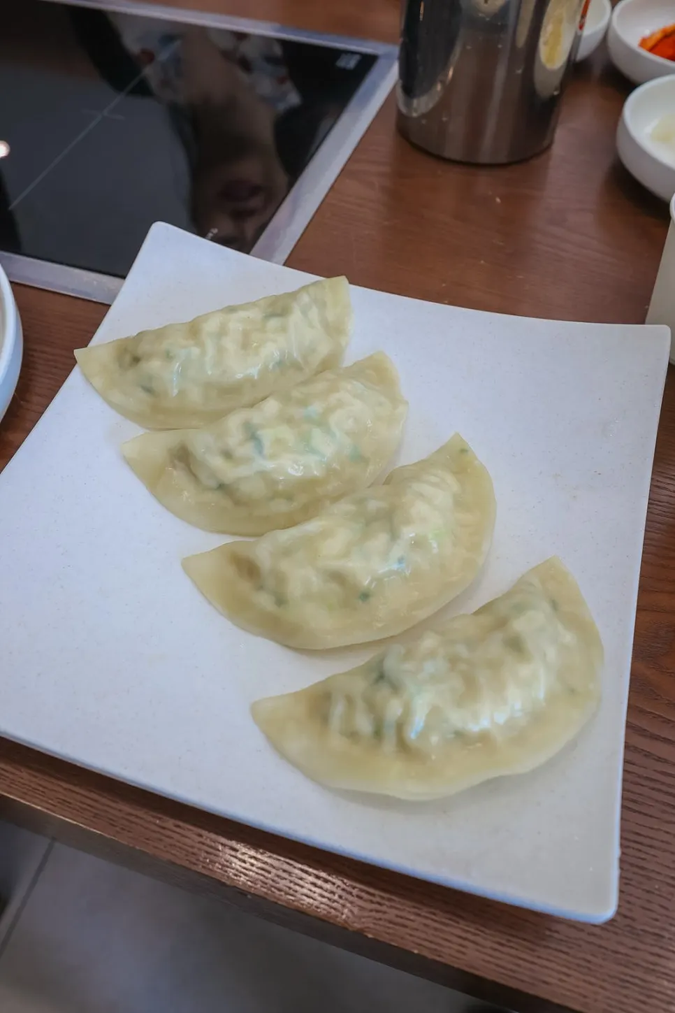 평양접시만두 4P 찐만두 한 접시