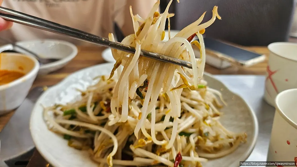짜장과 함께 나온 볶음밥