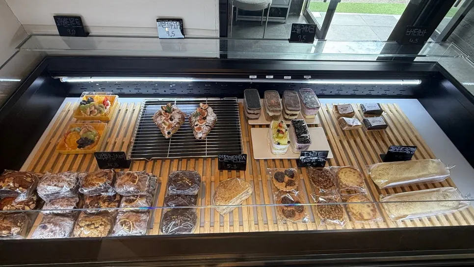 Bakery menu at On the Rail