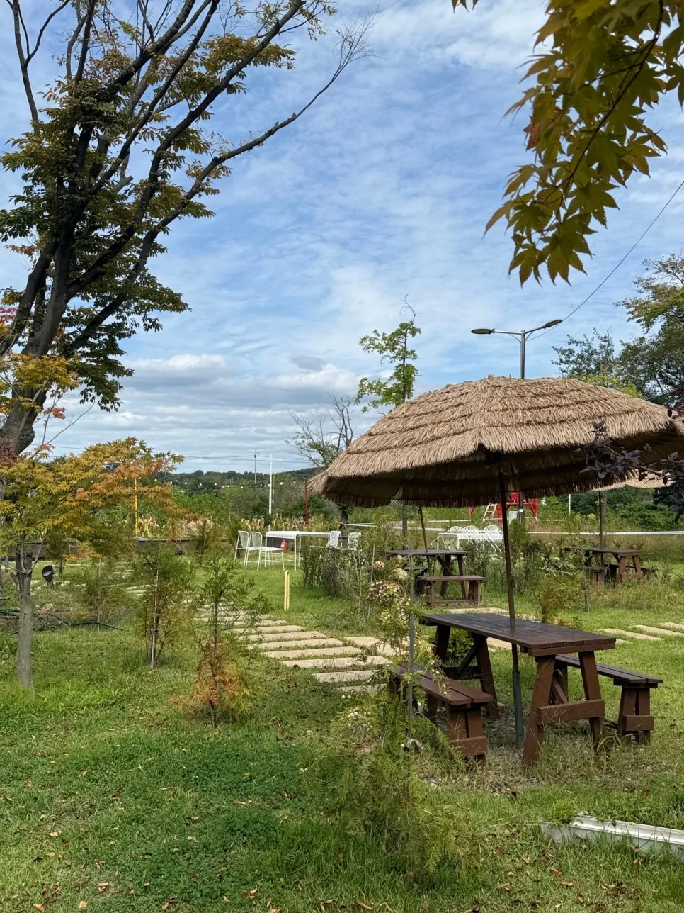 Outdoor terrace café space at On the Rail
