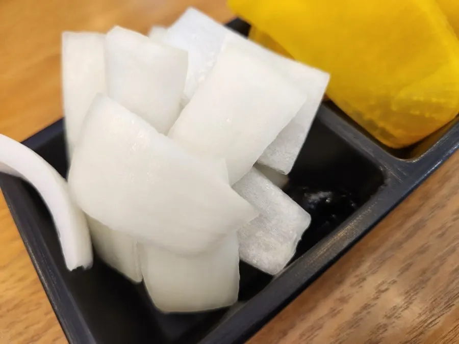 두 가족이 함께한 미미차이나 식사 상차림