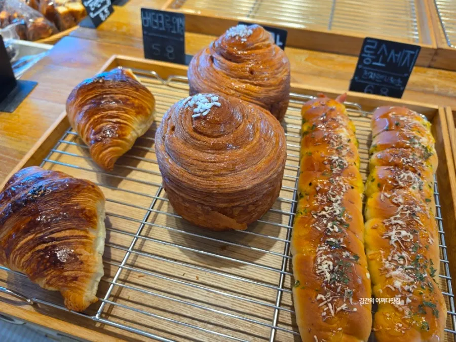 Baked cookies at the café's bakery corner