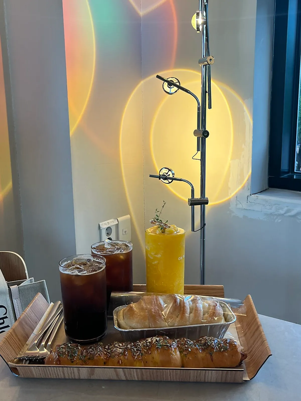 Main image of On the Rail, a late-night café in Munsan, Paju