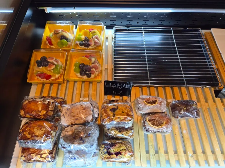 Croissants and other basic bakery items on display