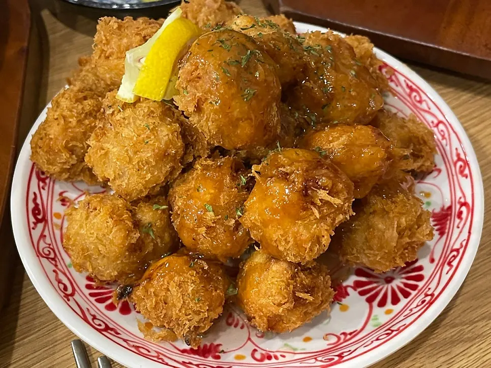 ソースと一緒に出てきた豚湯一皿