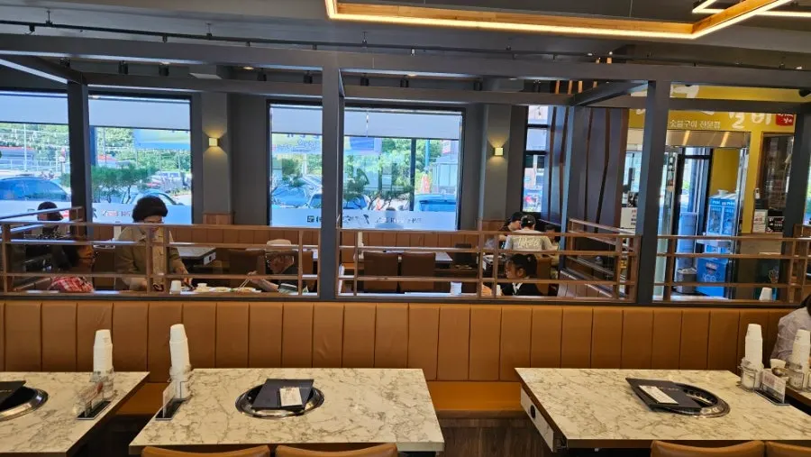 Separate section at Jeongwon Galbi suited for group dining