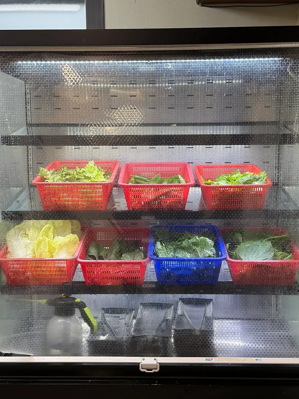 Unlimited wrap-vegetable self-service bar