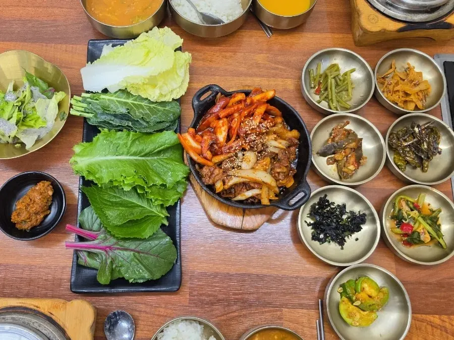 파주 심학산 들꽃쌈밥 대표 이미지
