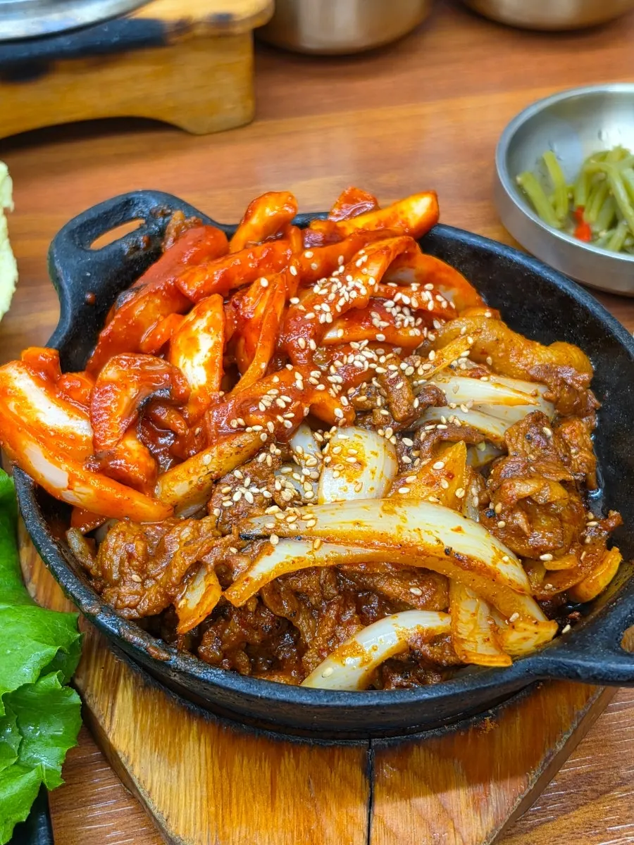 들정식 기본 반찬 접시
